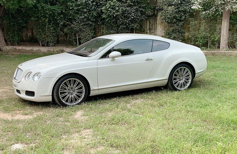 Luxury Wedding Bentley Car Rentals Service with Punjab Rent a Car