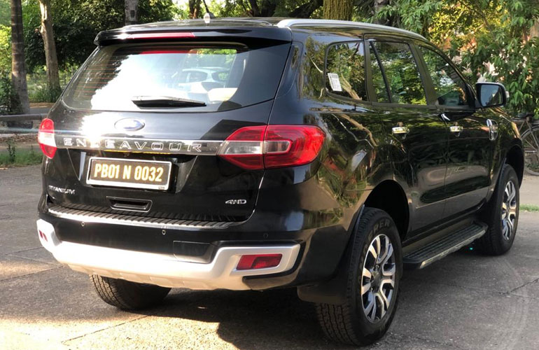 Booking a Self Drive Ford Endeavour 3.2L Titanium Plus 4x4 Automatic