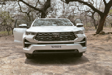 Toyota Innova Hycross Hybrid ZX 7 Seater AT Ptl Chandigarh Rent a Car