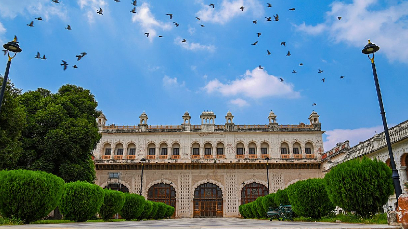 Patiala's Finest Luxury & Self Drive Car Rental Services